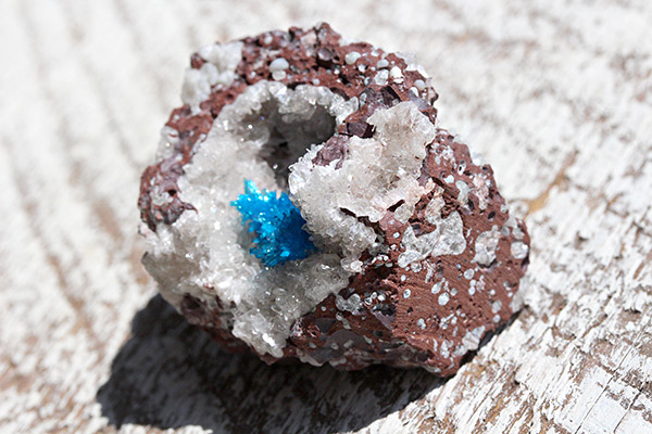 高品質✨カバンサイトヒューダンライト母岩付き結晶原石